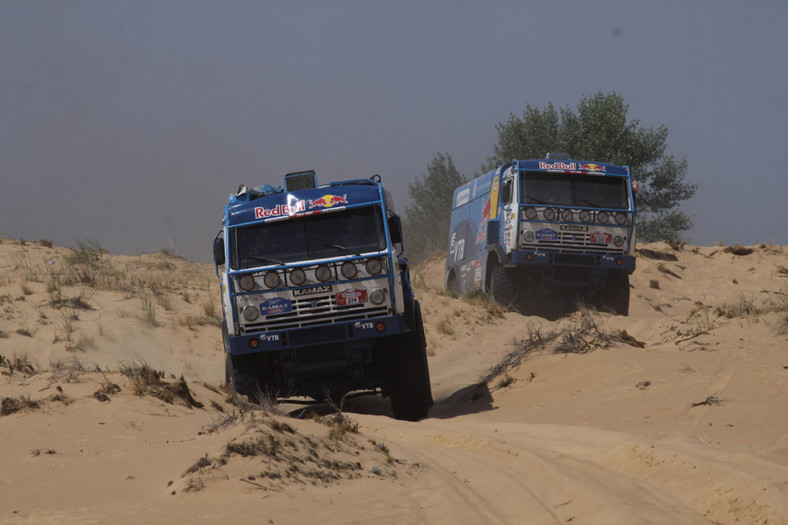 Silk Way Rally: wyprawa jedwabnym szlakiem