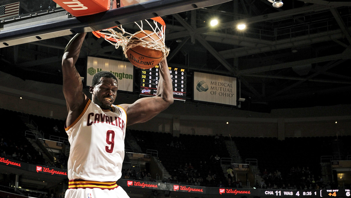 Luol Deng uzgodnił warunki kontraktu z Miami Heat i pomoże drużynie z Florydy zapomnieć o LeBronie Jamesie.