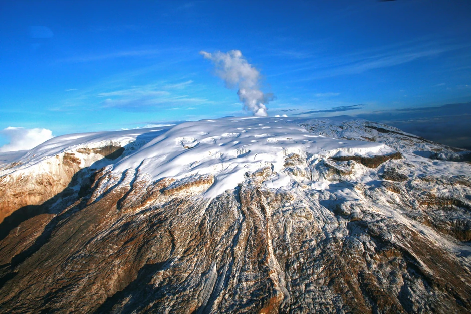 Nevado del Ruiz je stratovulkan