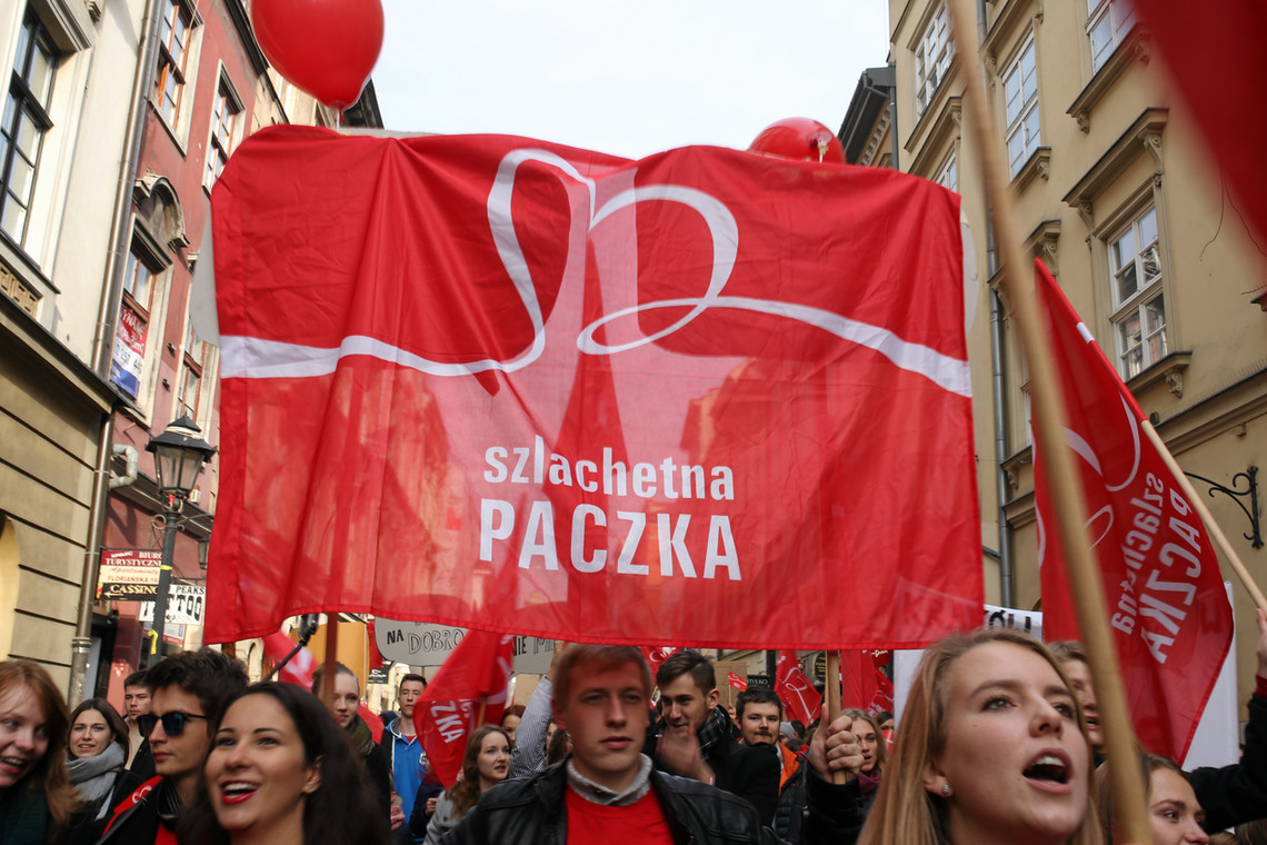 Kraków, 19.11.2016. Marsz Szlachetnej Paczki w Krakowie