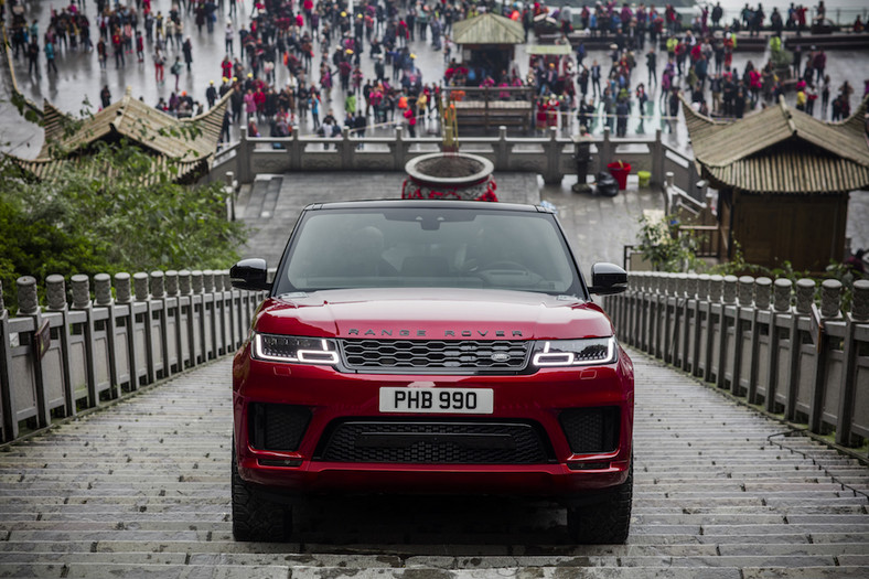 Range Rover Sport zdobył Bramę Nieba