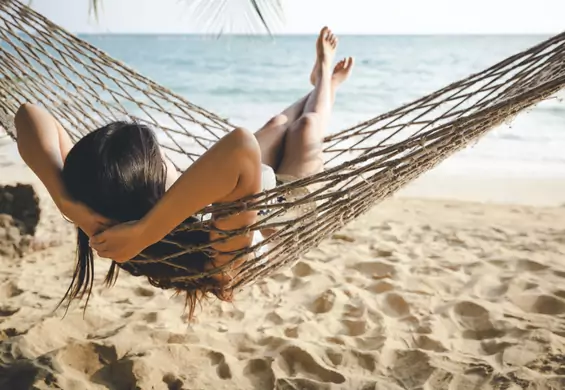 Krem do golenia okolic bikini, który nie wywołuje bolących krostek