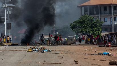 Száznál is több halott lehet: hatalmas robbanás történt Guineában – Videón a tragédia