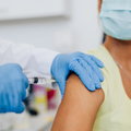 Obowiązkowe szczepienia przeciwko COVID-19 w Czechach. Dotyczą m.in. seniorów