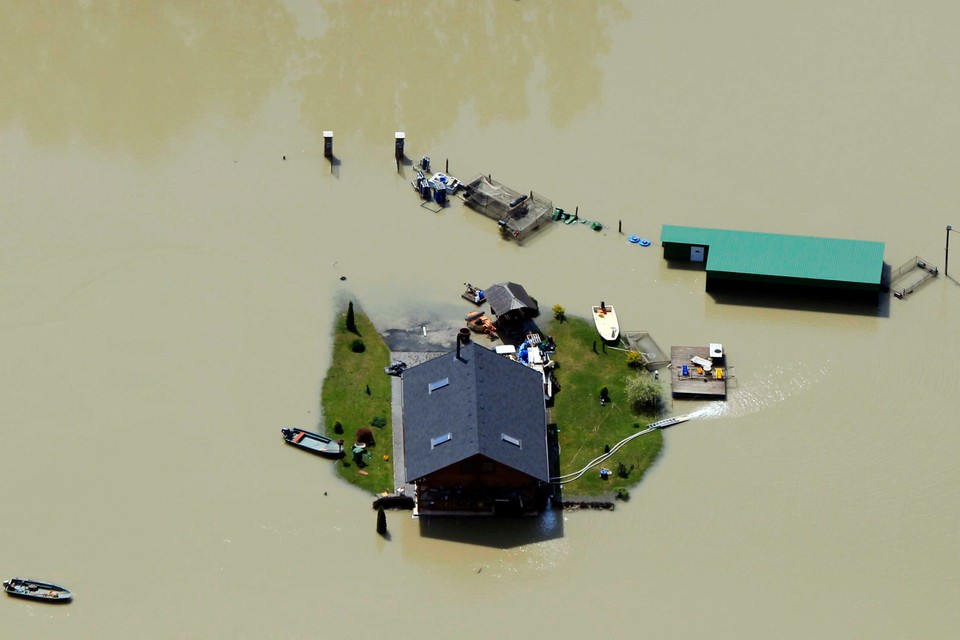 HUNGARY - DISASTER ENVIRONMENT TPX IMAGES OF THE DAY