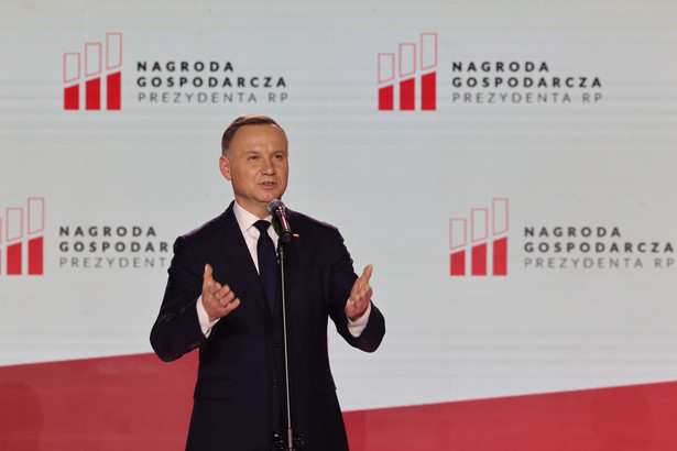 Prezydent Andrzej Duda uhonorował laureatów Nagrody Gospodarczej podczas 7. edycji Kongresu 590 w Rzeszowie