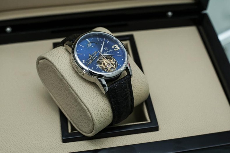 Asamoah Gyan's GH¢150,000 customised watch