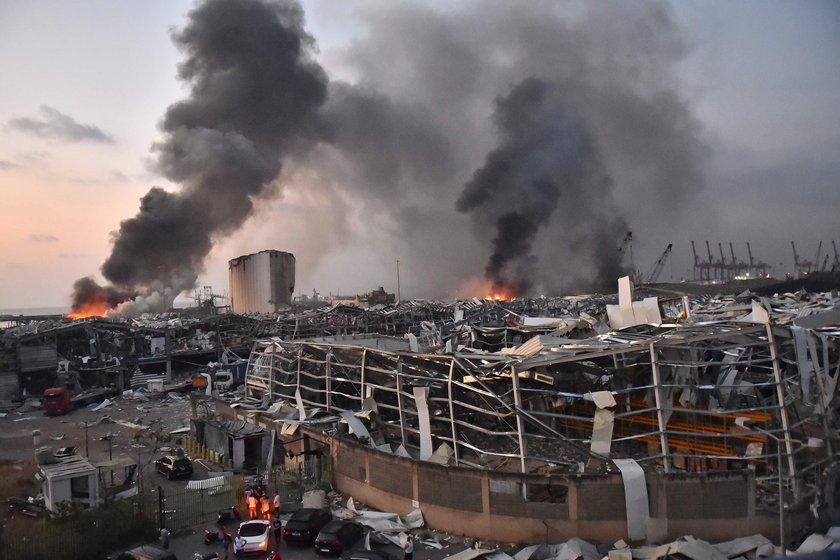 Liban: potężna eksplozja w Bejrucie. Ciemny dym unosi się nad miastem