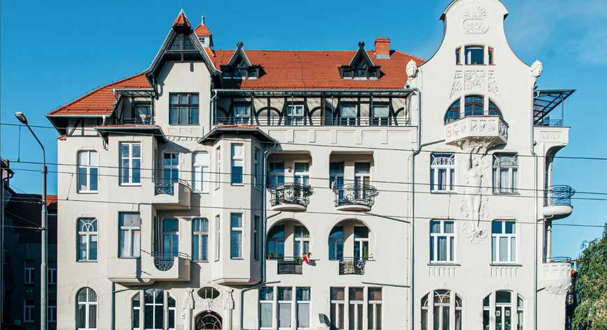 Najpiękniejsze poznańskie kamienice przy ul. Roosevelta przechodzą gruntowny remont.