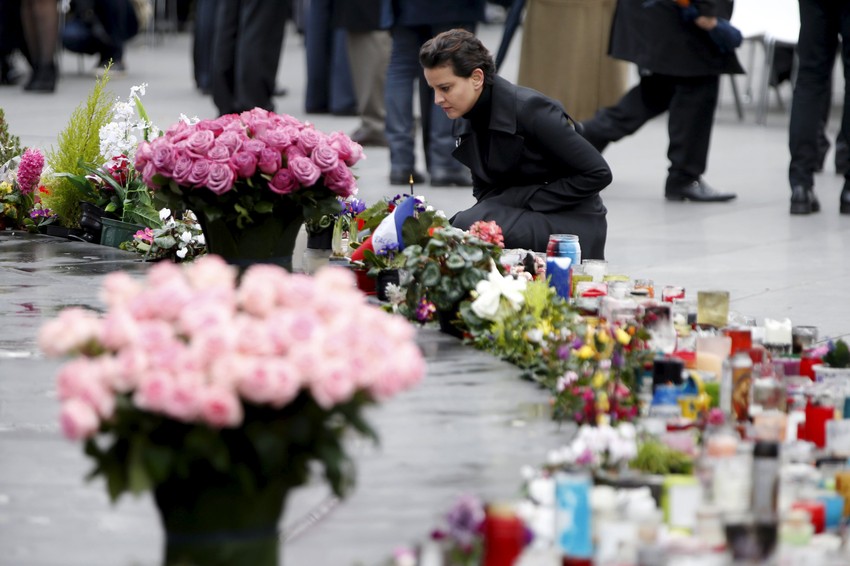 Počast žrtvama napada na Šarli Ebdo