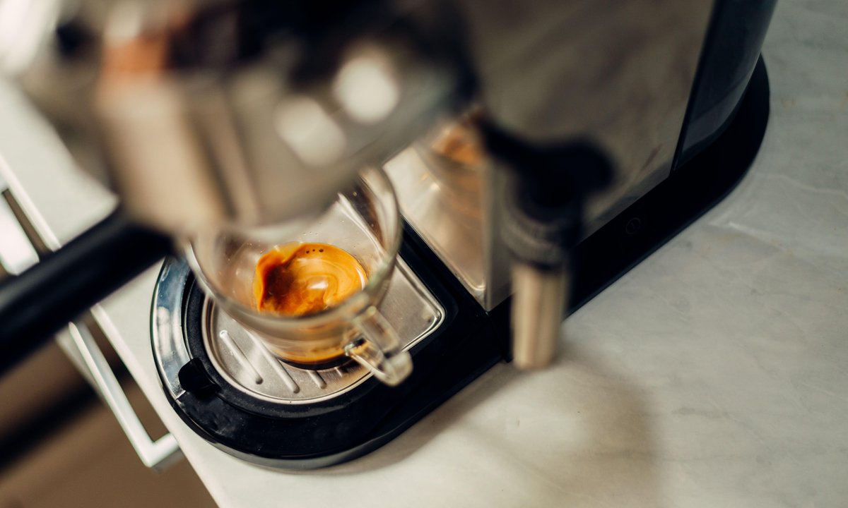 Dlaczego kawa jest taka droga? Ekspertka wymienia główny powód