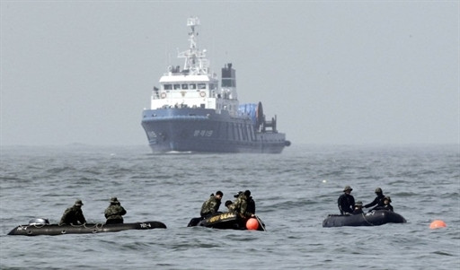 Wydarzenia 2010: południowokoreańska korweta Cheonan zatopiona koło wyspy Baengnyeong, fot. AFP