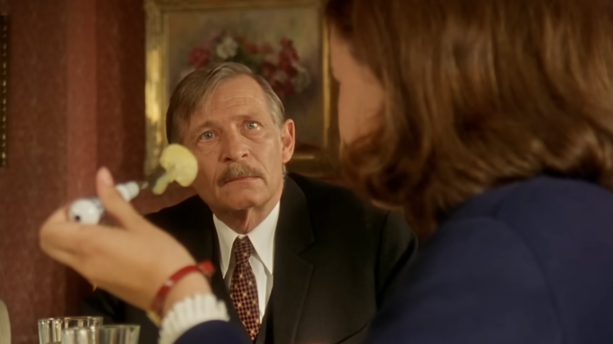 Český herec Jiří Kodet vo filme Pelíšky.