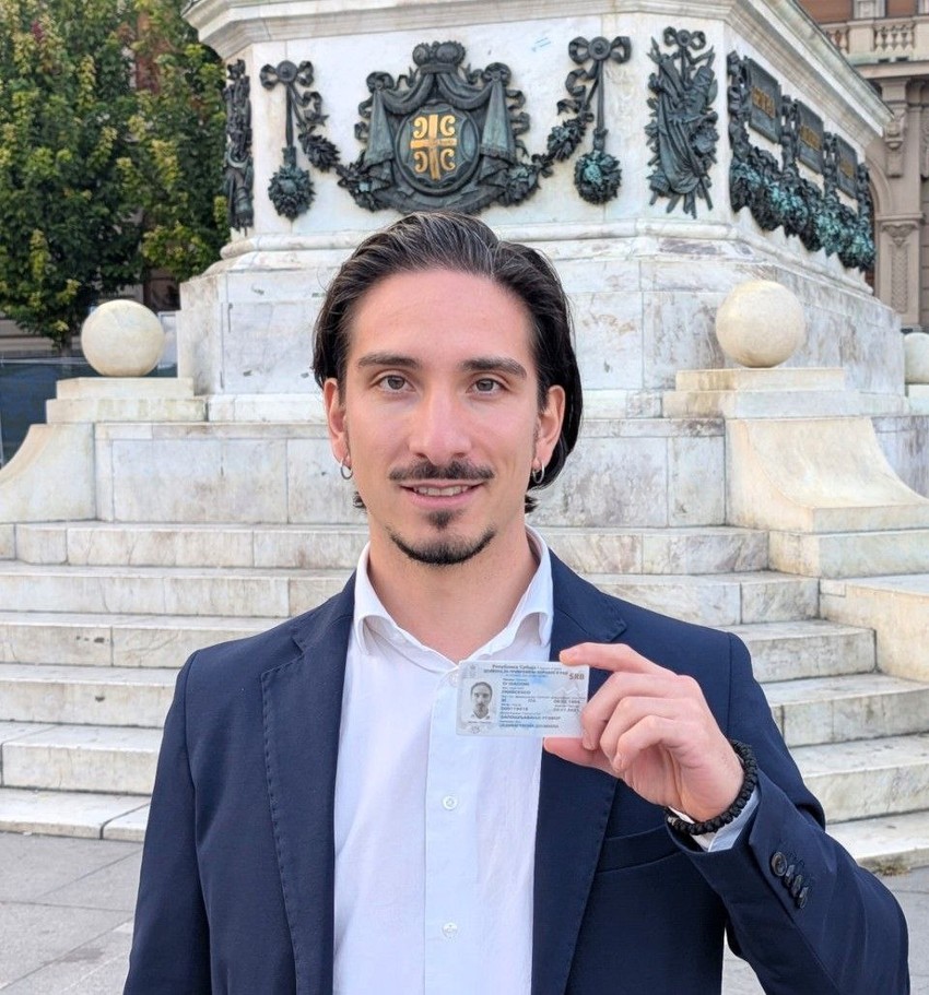 Posle dve godine boravka i rada u Beogradu, Frančesko je dobio i našu ličnu kartu