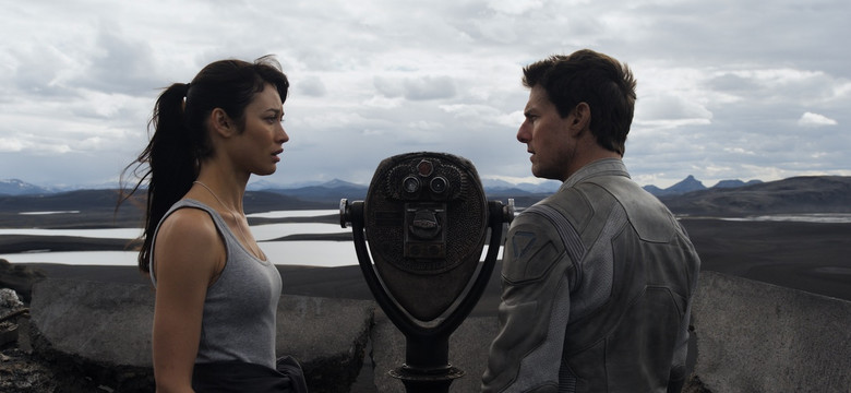 "Niepamięć" – Tom Cruise, zepsute drony i piękna Olga Kurylenko