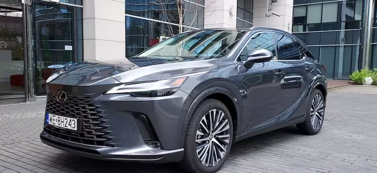 Lexus RX 450h+. Jeździłem "piątą generacją luksusu"