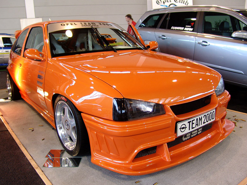 Tuning World Bodensee 2007: dziewczyny i samochody (fotogaleria)