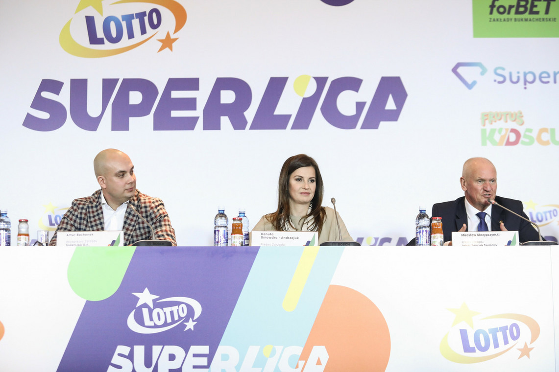 14.02.2022, konferencja inaugurująca rozgrywki tenisowej Lotto Superligi. Na zdjęciu: Artur Bochenek, Danuta Dmowska-Andrzejuk, Mirosław Skrzypczyński