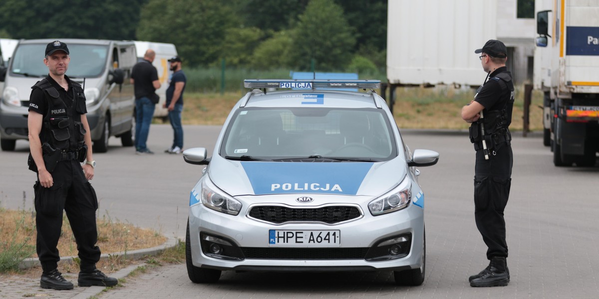 Przez paczkę ewakuowali całą firmę. To, co w niej znaleźli, szokuje