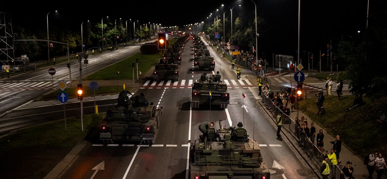 Tak Warszawa przygotowuje się do Święta Wojska Polskiego [ZDJĘCIA]