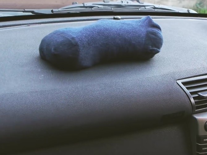 Čarapa na kontrolnoj tabli
