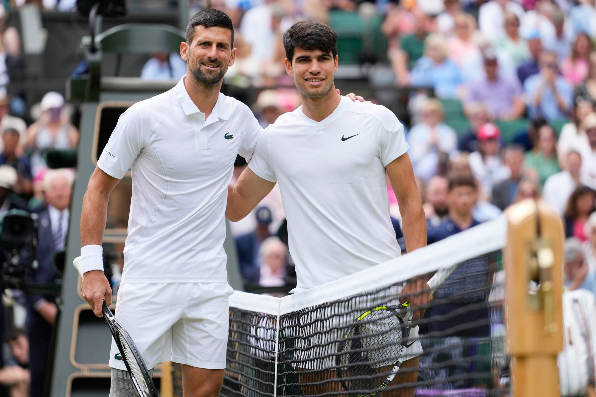 Srbský tenista Novak Djokovič a Španiel Carlos Alcaraz pred finále Wimbledonu 2024.