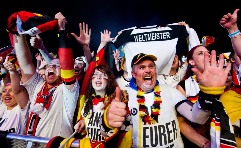 Żałoba i czarna rozpacz w Brazylii. Euforia Niemców