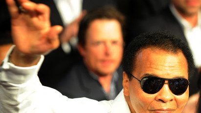 Kórházba került Muhammad Ali, a bokszlegenda
