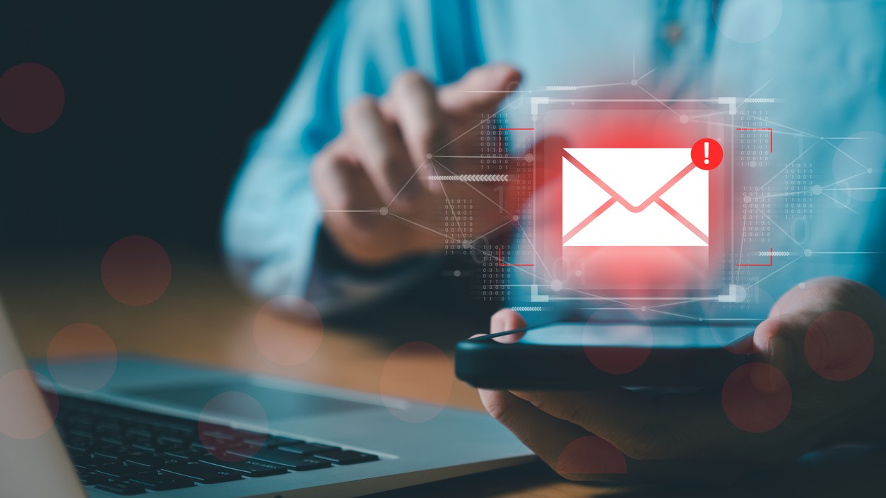 Kybernetické podvody na Slovensku menia svoju podobu.