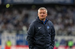 Kibice Ruchu Chorzów pojechali pod dom trenera Skrobacza [WIDEO]