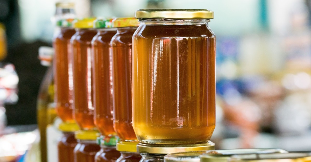 Ten miód zniknie z polskich sklepów. Minister rolnictwa ogłosił zakaz sprzedaży od 2026 roku