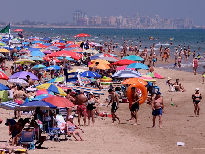 Plaže u Gandiji početkom ovog meseca