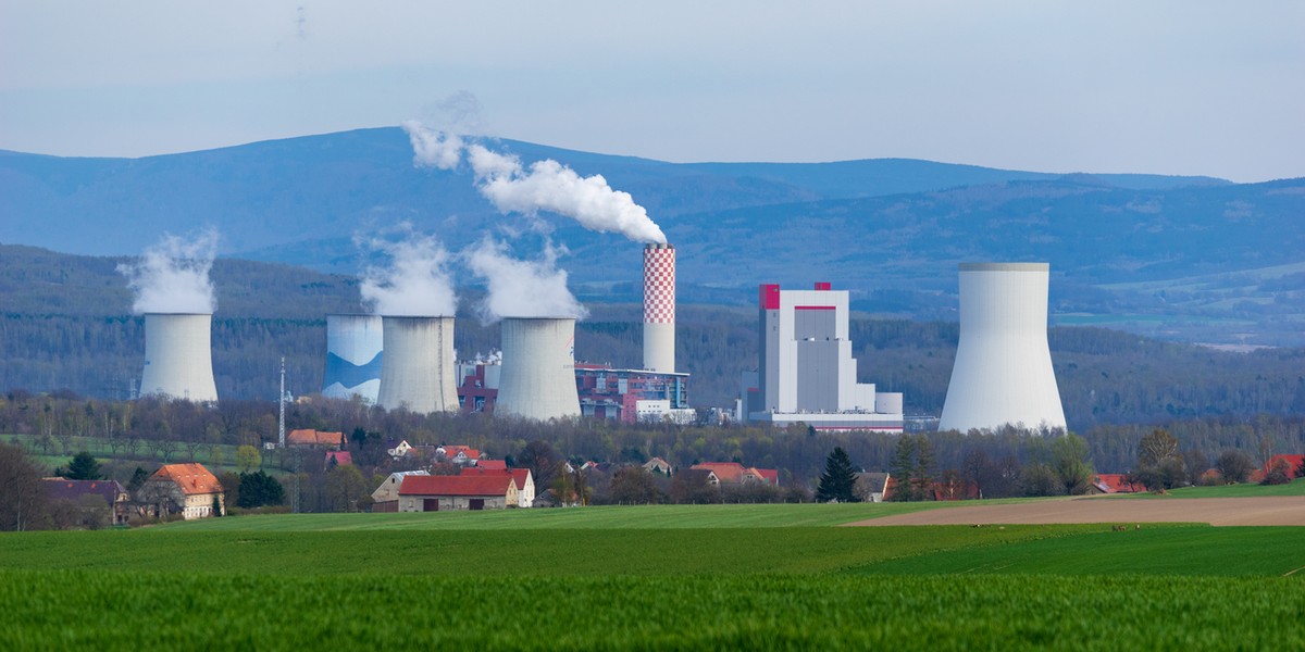 Rząd zmienia Politykę Energetyczną Polski do 2040 r. Celem niezależność od Rosji.