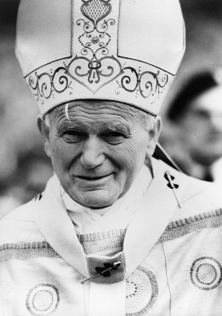 Jan Paweł II - papież przełomu