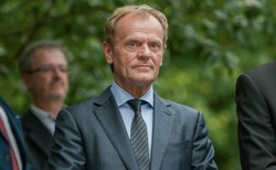 Tusk: UE powinna nominować Cichanouską i jej męża do Pokojowego Nobla