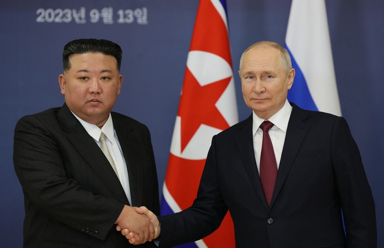 Sekretarz generalny Partii Pracy Korei Kim Dzong Un i prezydent Rosji Władimir Putin