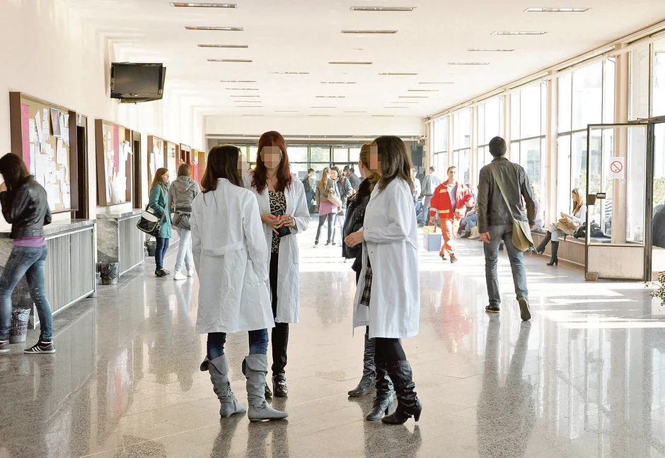 Niska korelacija između uspeha u srednjoj školi i uspeha na prijemnom ispitu za Medicinski fakultet