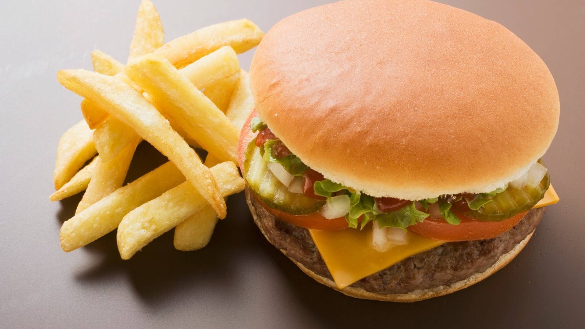 McDonald's čizburger star 10 godina čuva se u muzeju da svi vide u šta se pretvorio