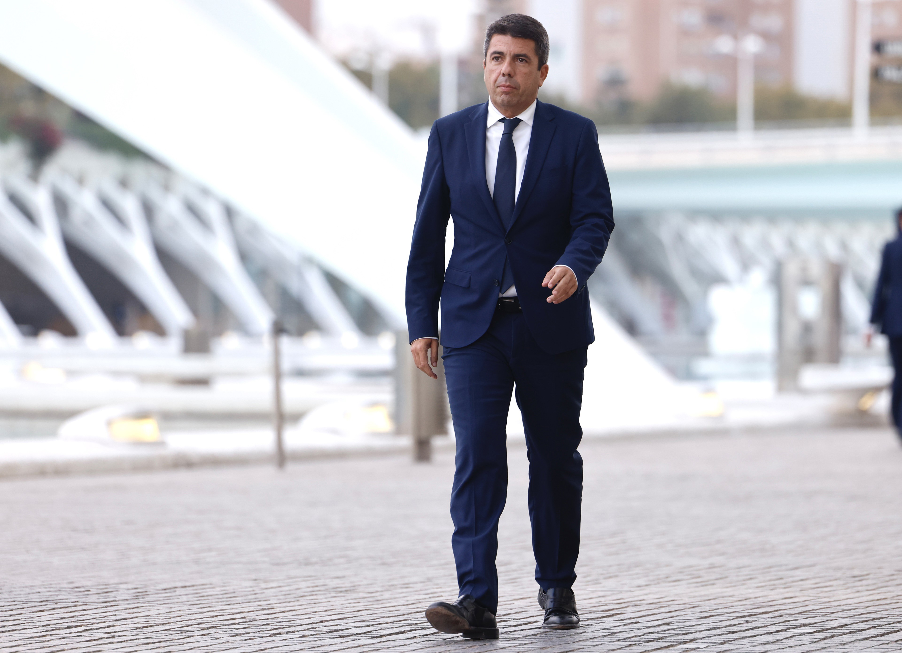 Gritos de 'asesino' a Mazón en funeral por 237 víctimas dana Valencia