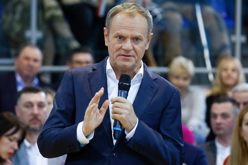 Donald Tusk na spotkaniu w Białej Podlaskiej. 17 kwietnia 2023 r.