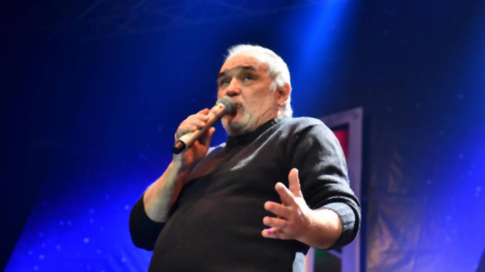 Balašević beogradskim fanovima umesto najave koncerta poslao pesmu