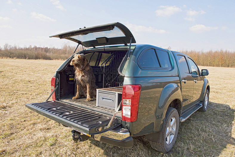 Isuzu D-Max Hunter - Pikapem na łowy