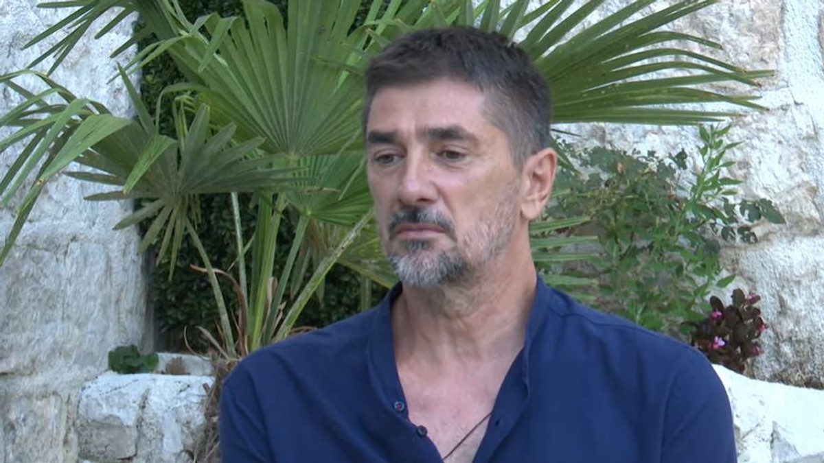 Vojin Ćetković1