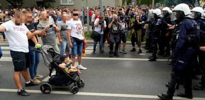 Małym dzieckiem blokował Marsz Równości. Jest finał sprawy