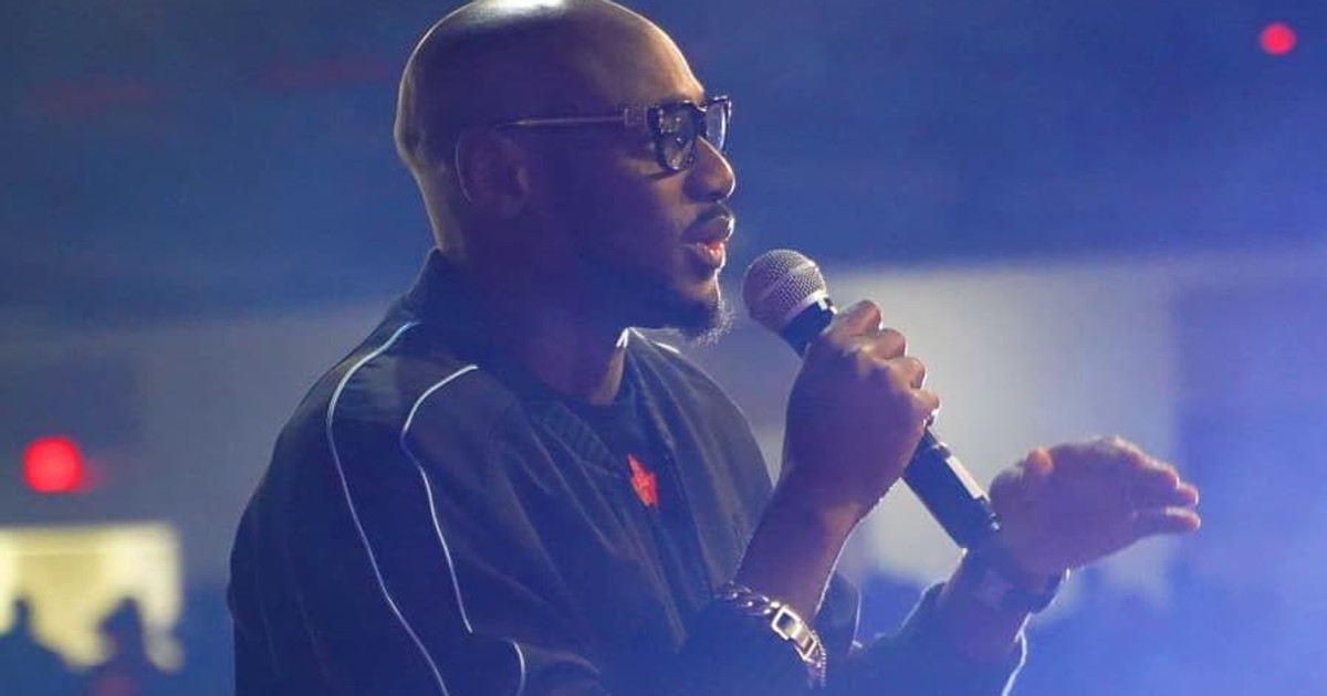2Face Idibia says he did not impregnate another woman - Vimarsana News