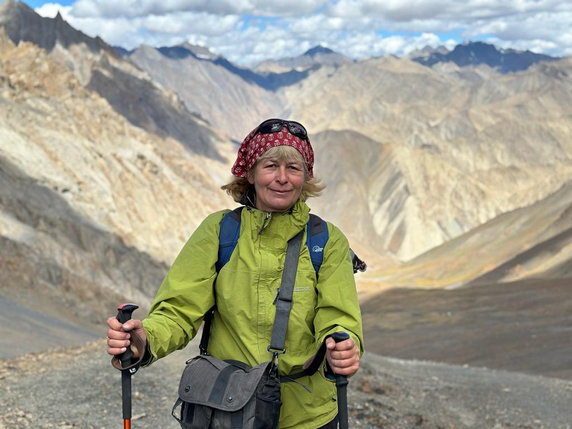 Katarzyna Mazurkiewicz na trasie trekkingowej w Zanskarze, 2023 r.