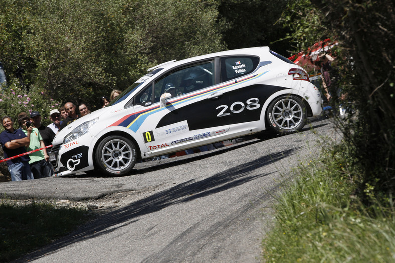 Peugeot 208 R2 na Ulster Rally