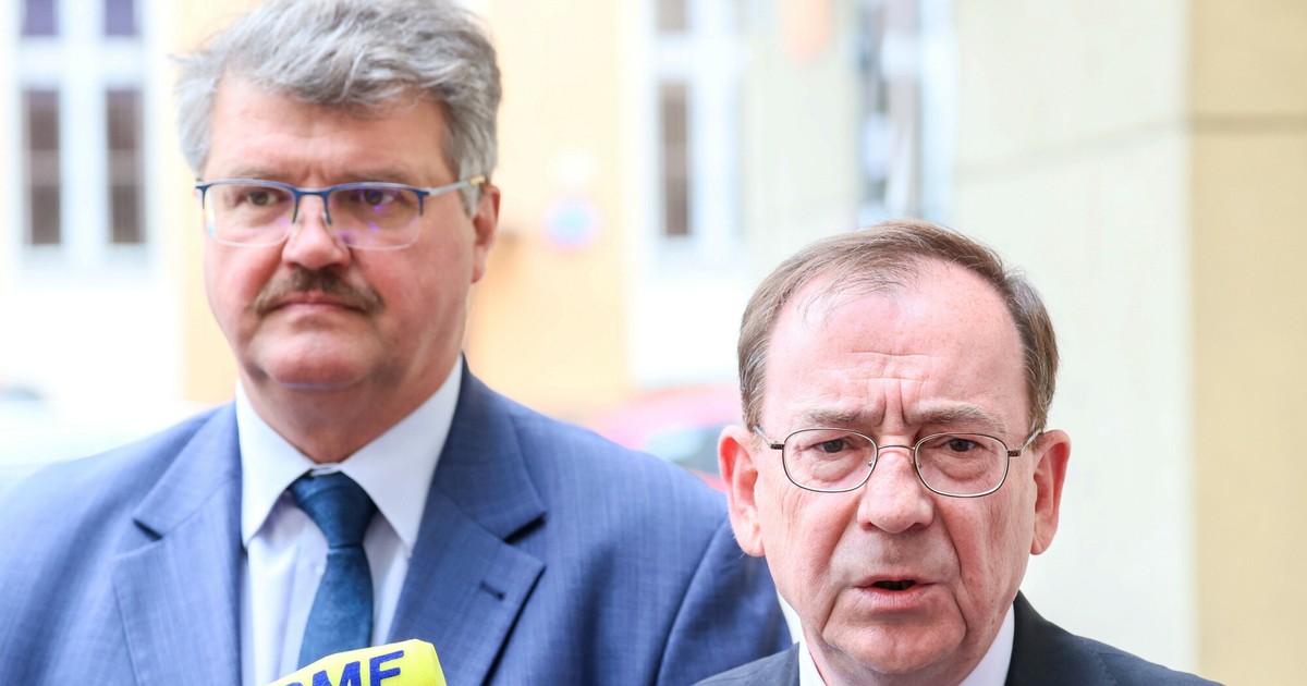 Jest ruch prokuratury w sprawie Mariusza Kamińskiego i Macieja Wąsika