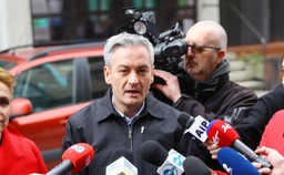 Biedroń: Apeluję do prezydenta o powstrzymanie nagonki na osoby LGBT