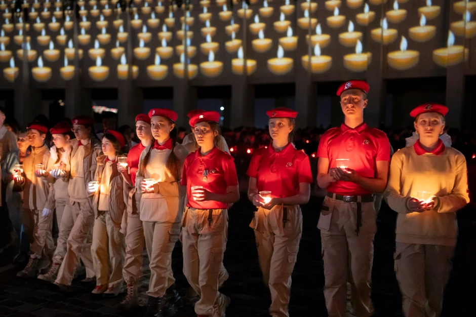 Članovi Nacionalnog pokreta mladih kadeta ruske vojske na obeležavanju 82. godišnjice nemačke invazije na SSSR u Moskvi 22. juna